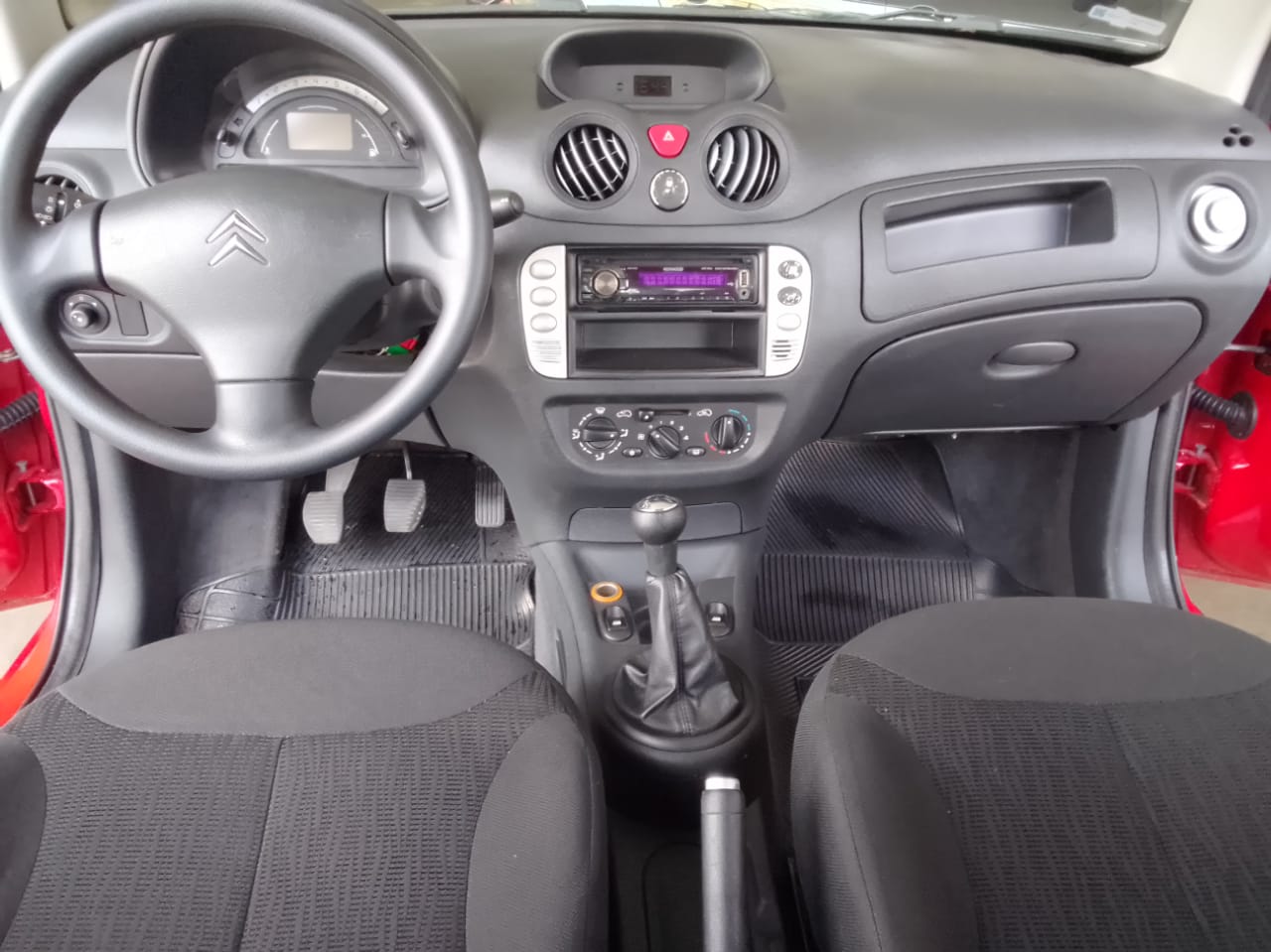 Citroën C3 1.4 I GLX 8V FLEX 4P MANUAL